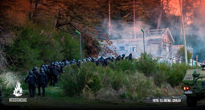 Lo que no pudo hacer la derecha: represión y desalojo a Mapuches